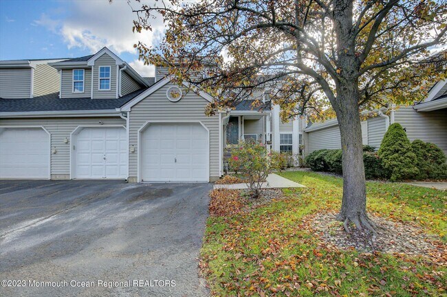 Primary Photo - 7 Pagoda Ln