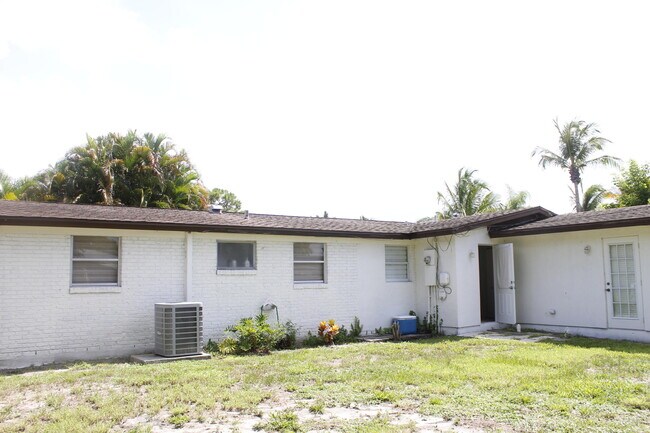 Building Photo - 5893 Williamson Rd