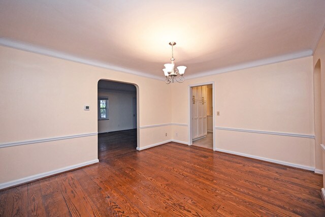 Building Photo - 5762 Doerger Ln