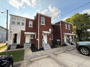 Building Photo - 2112-2120 Indianola Ave.