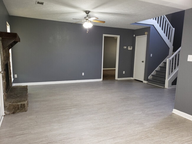 Building Photo - A place to call HOME 4 BR 2 BA