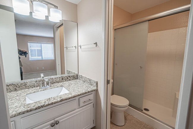 Building Photo - COMING SOON! 3 Bedroom Condo for rent in C...