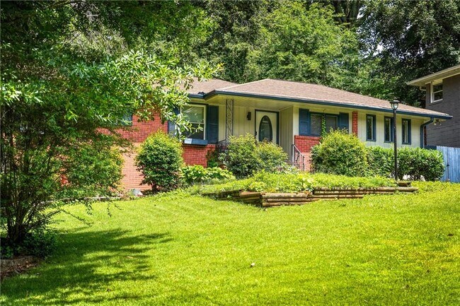 Building Photo - 1285 Willivee Dr