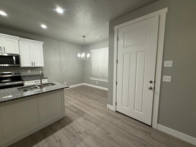 Building Photo - 2255 S 1120 W