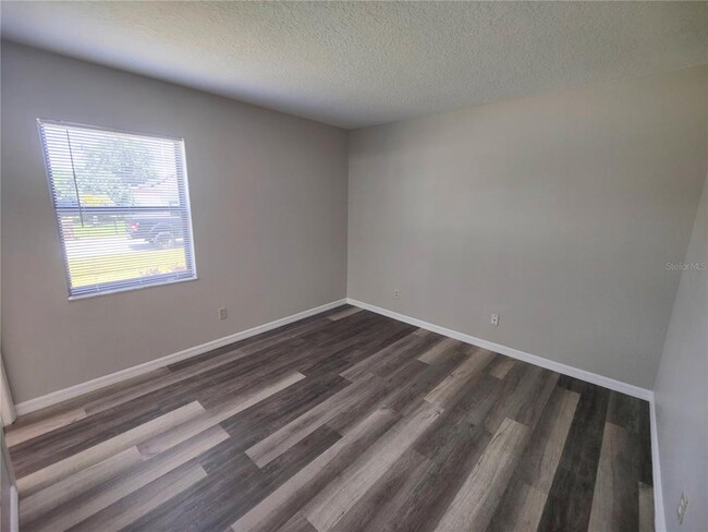 Building Photo - 759 Maderia Ct