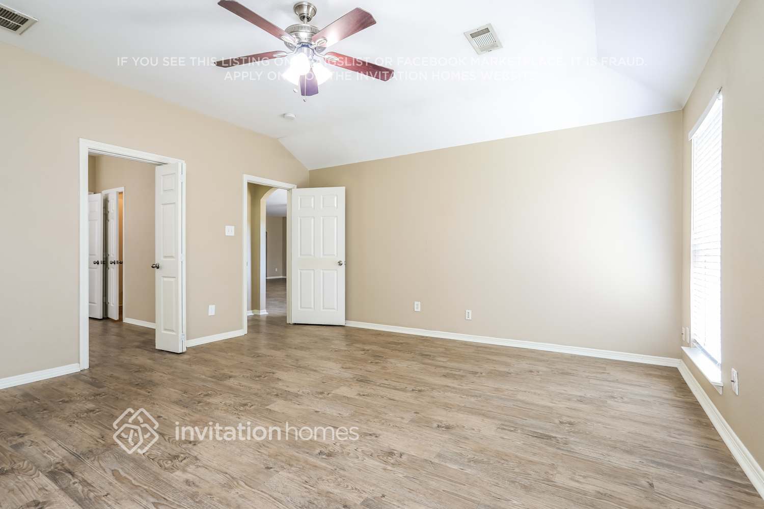 Building Photo - 4808 Bluebird Ln