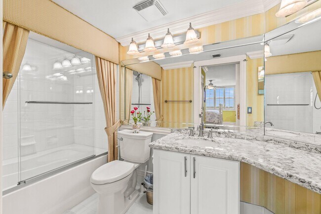 Building Photo - 3594 S Ocean Blvd