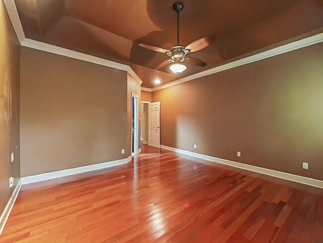 Building Photo - Lovely three bedroom home in Jones Creek!