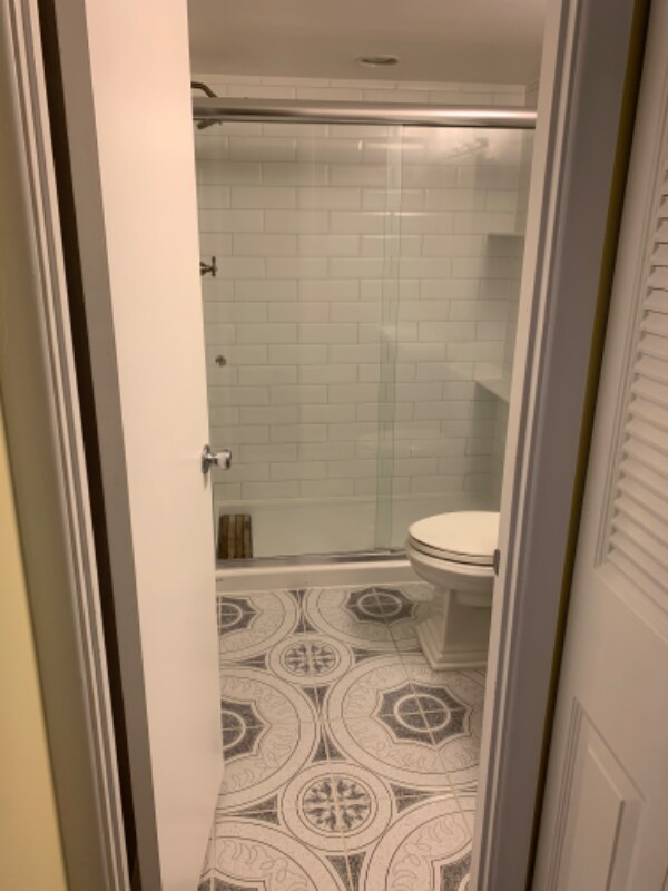 Building Photo - 6116 Hilltop Dr