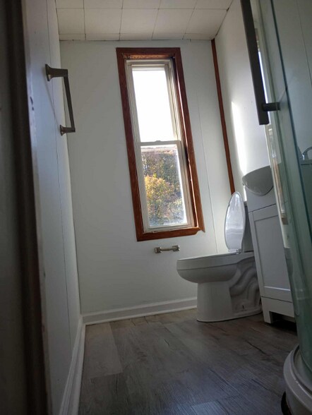 Building Photo - 740 N Mechanic St