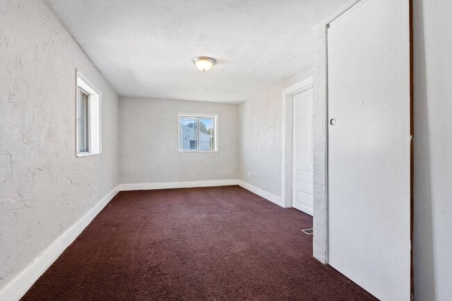 Building Photo - 3021 Old Sellars Rd