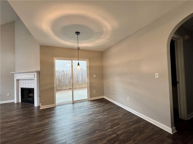 Building Photo - 204 Park Pl