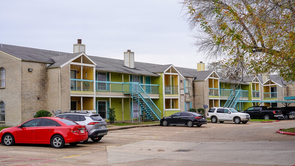 Building Photo - Pecan Square Village
