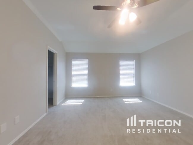 Building Photo - 12308 Shine Ave