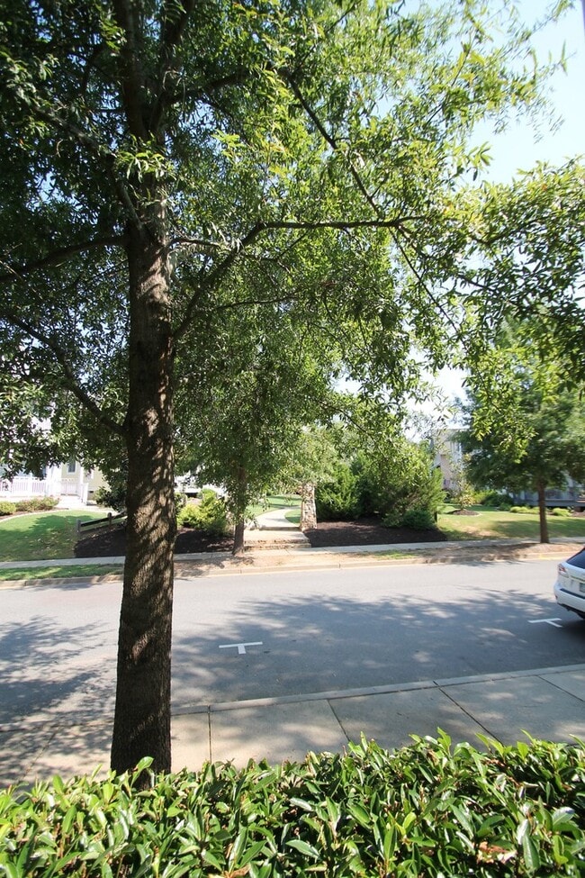 Building Photo - Exclusively Offered by Muse Realty, LLC