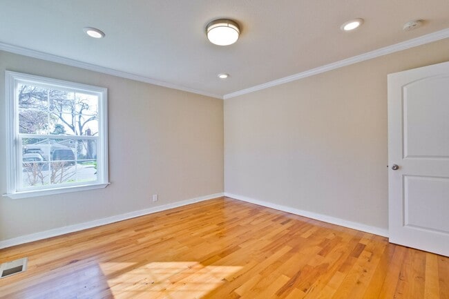 Building Photo - Wow! What a Great Home! Available Soon!