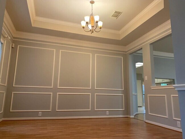 Building Photo - 1206 Charlton Park Dr
