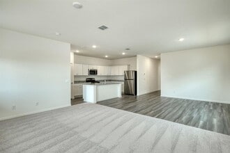Building Photo - 209 Stonebrook Dr