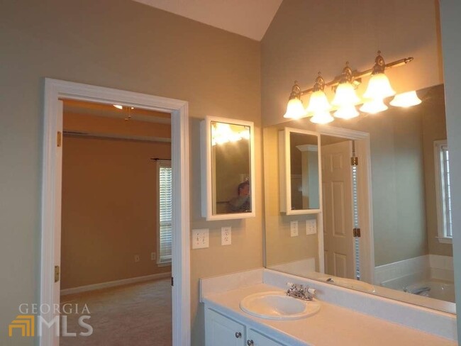 Building Photo - 86 Riva Ridge Ln