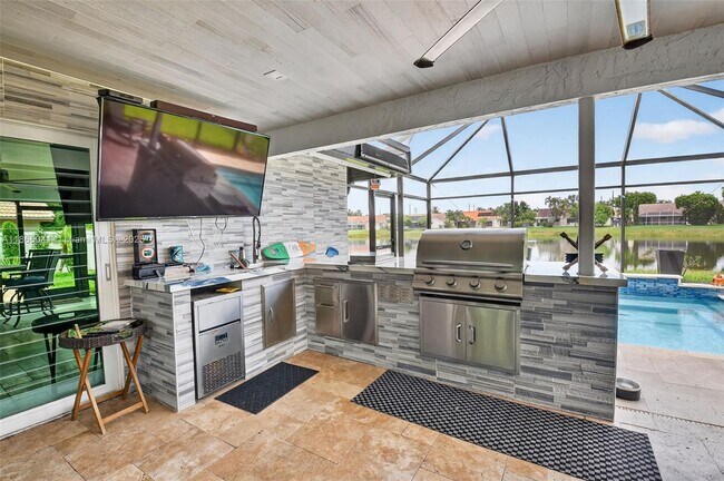 Building Photo - 9505 Majestic Way