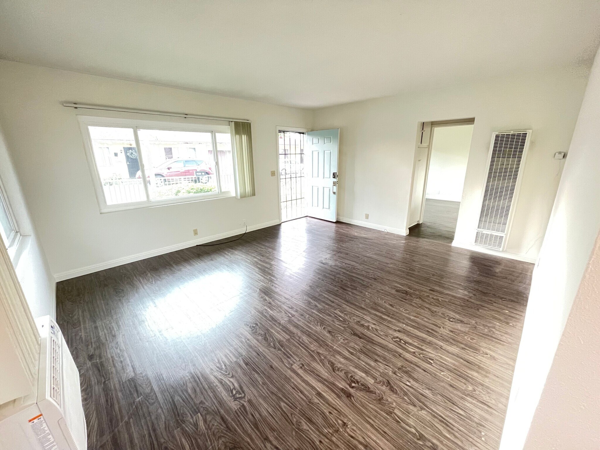 Building Photo - 7634 Garvalia Ave