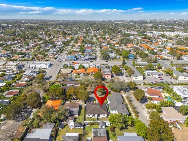 Building Photo - 1515 SW 65th Pl