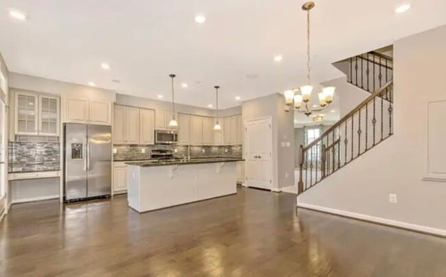 Building Photo - 6214 Margarita Way