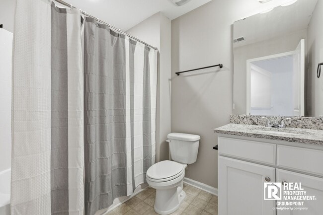 Building Photo - 3BR | 3.5BA | 3-Story Townhome | Bonus Loft | Fenced Yard