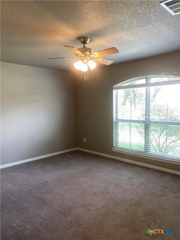 Building Photo - 2037 Bella Vita Dr