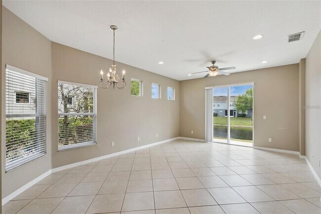Building Photo - 1721 Travertine Terrace