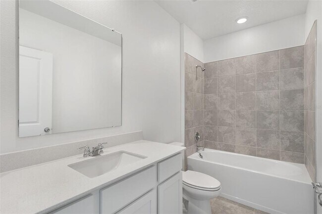 Building Photo - 4980 Worchester Dr