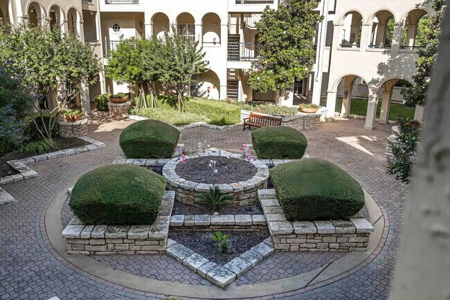 Building Photo - 3308 Parliament Cove