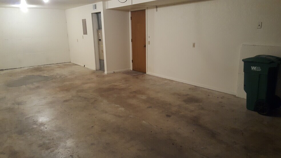 Building Photo - 15171 52nd Ave S