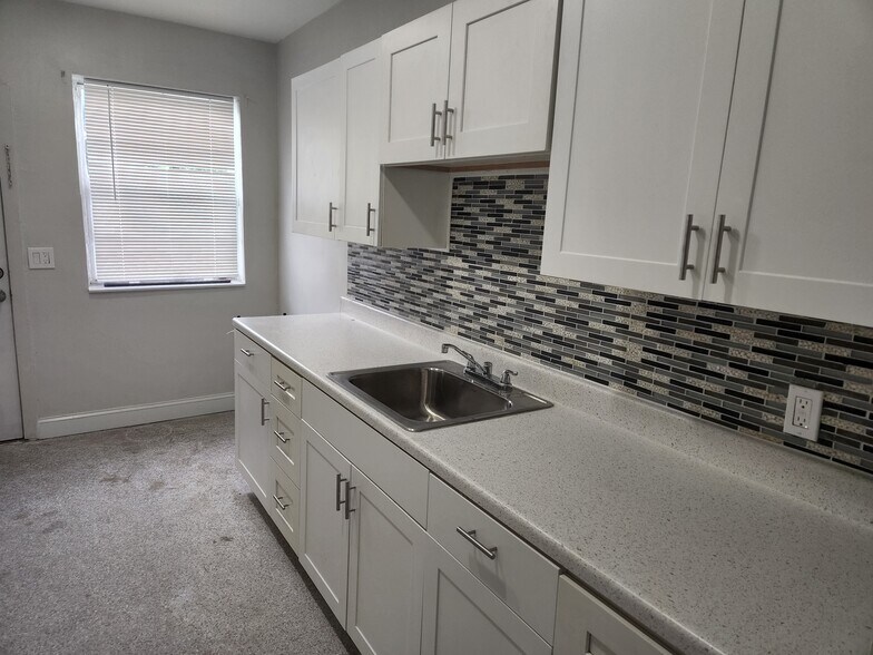 Building Photo - 1922 Taylor St