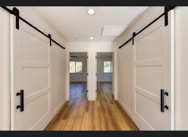 Building Photo - 4491 Buckeye Rd