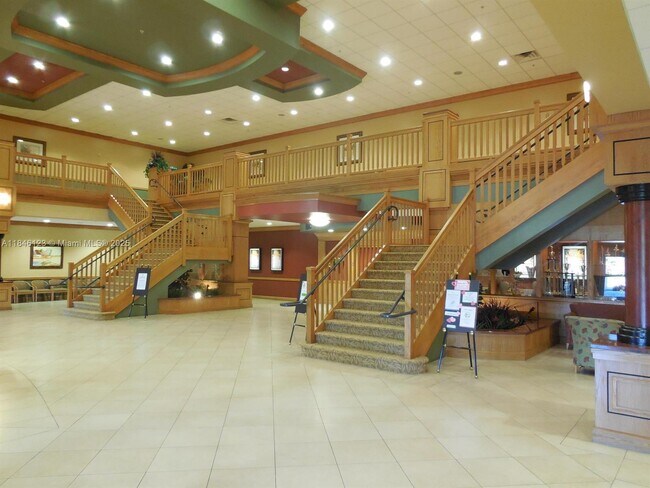 Building Photo - 94 Waltham D