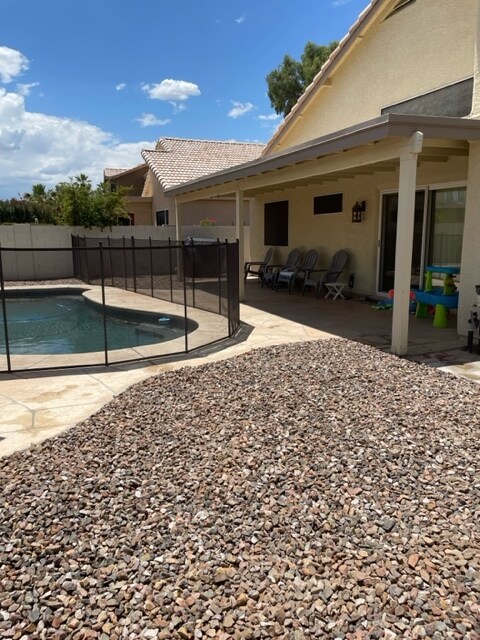 Building Photo - 6739 W Alegria Dr