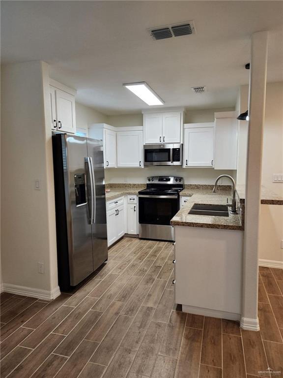 Building Photo - 14 E Champion St