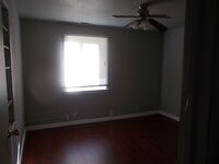 Building Photo - 1405 CA-99
