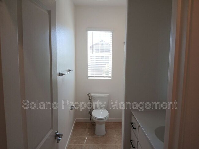 Building Photo - 1284 Warmth Ct