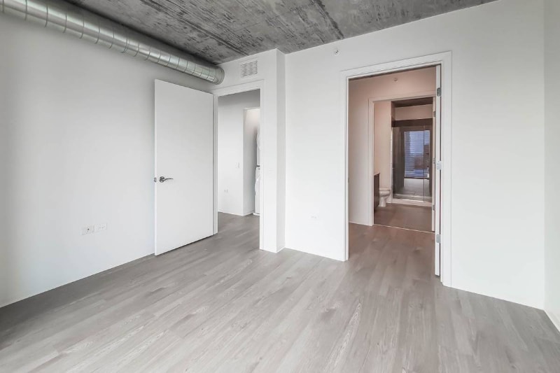 Building Photo - 2133 S Wabash Ave