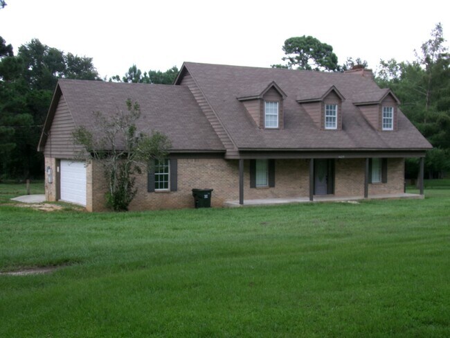 Building Photo - 14299 Peterson Ln