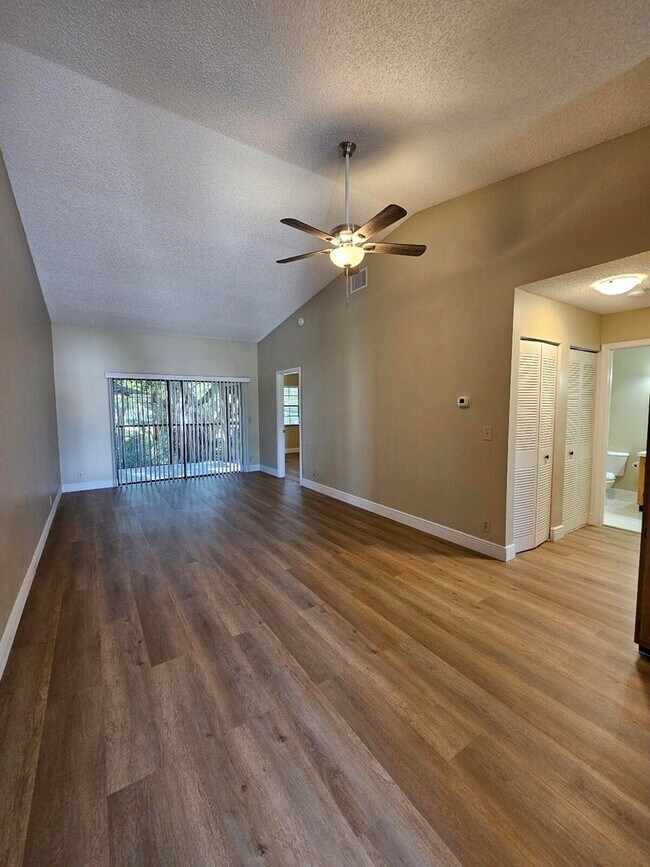 Living Room - 301 Norwood Ter