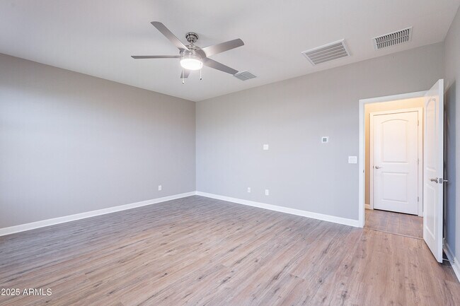 Building Photo - 13606 W Desert Moon Way