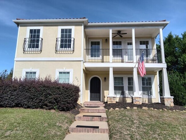 Building Photo - Deeded Boat Slip Comes with Home in Gated ...