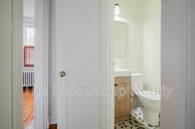 Building Photo - 2111 Floyd Ave