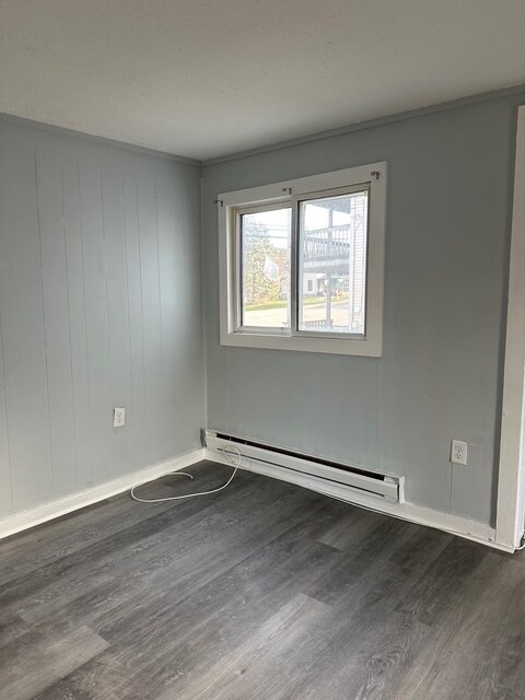 Building Photo - 4656 Main St