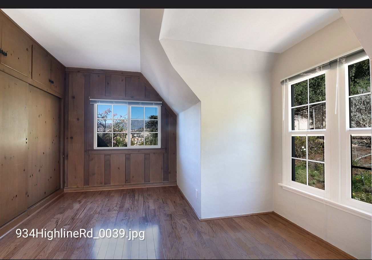 Building Photo - 934 Highline Rd