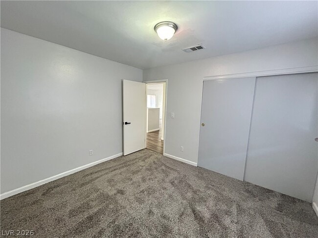 Building Photo - 7135 Shadow Crest Dr