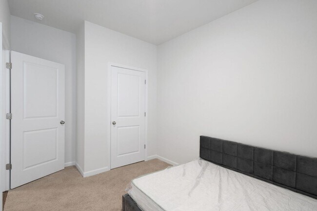Building Photo - Charming 3BR House in Fuquay Varina